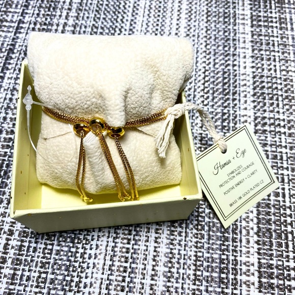 Arm Candy BRAND NEW 3 gold toned adjustable bracelet ❤️ Box included 🎁 - Picture 5 of 6